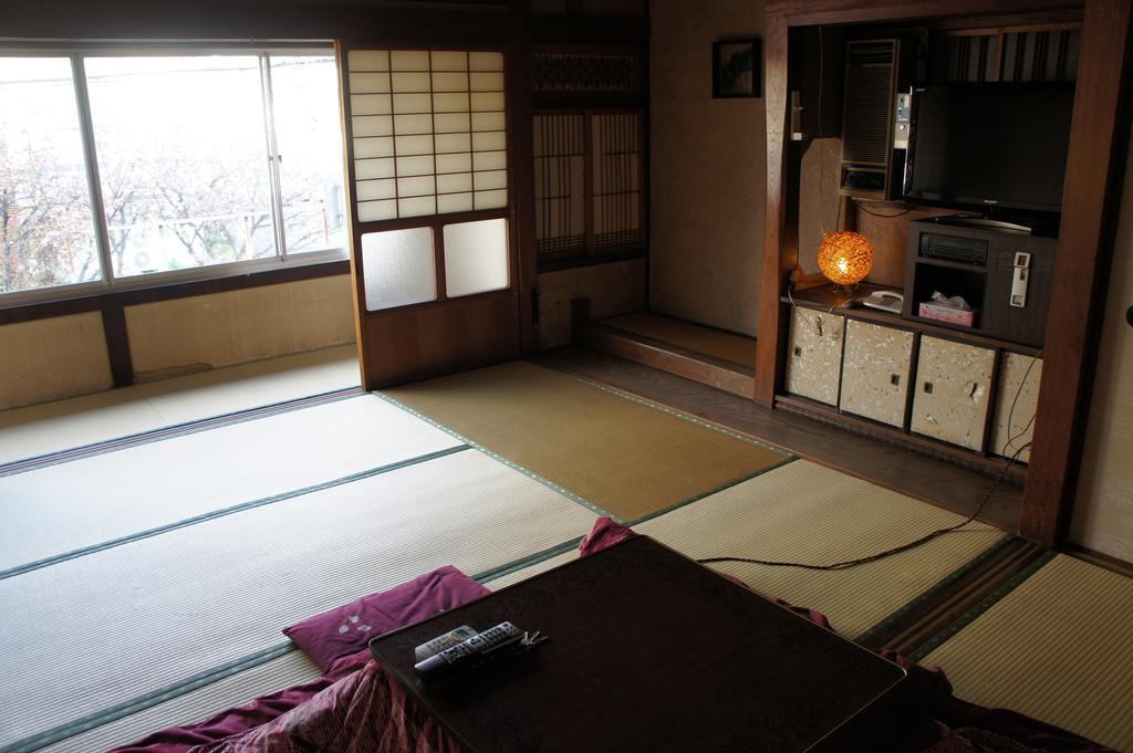 Miyoshiya Ryokan Tanabe Exterior photo